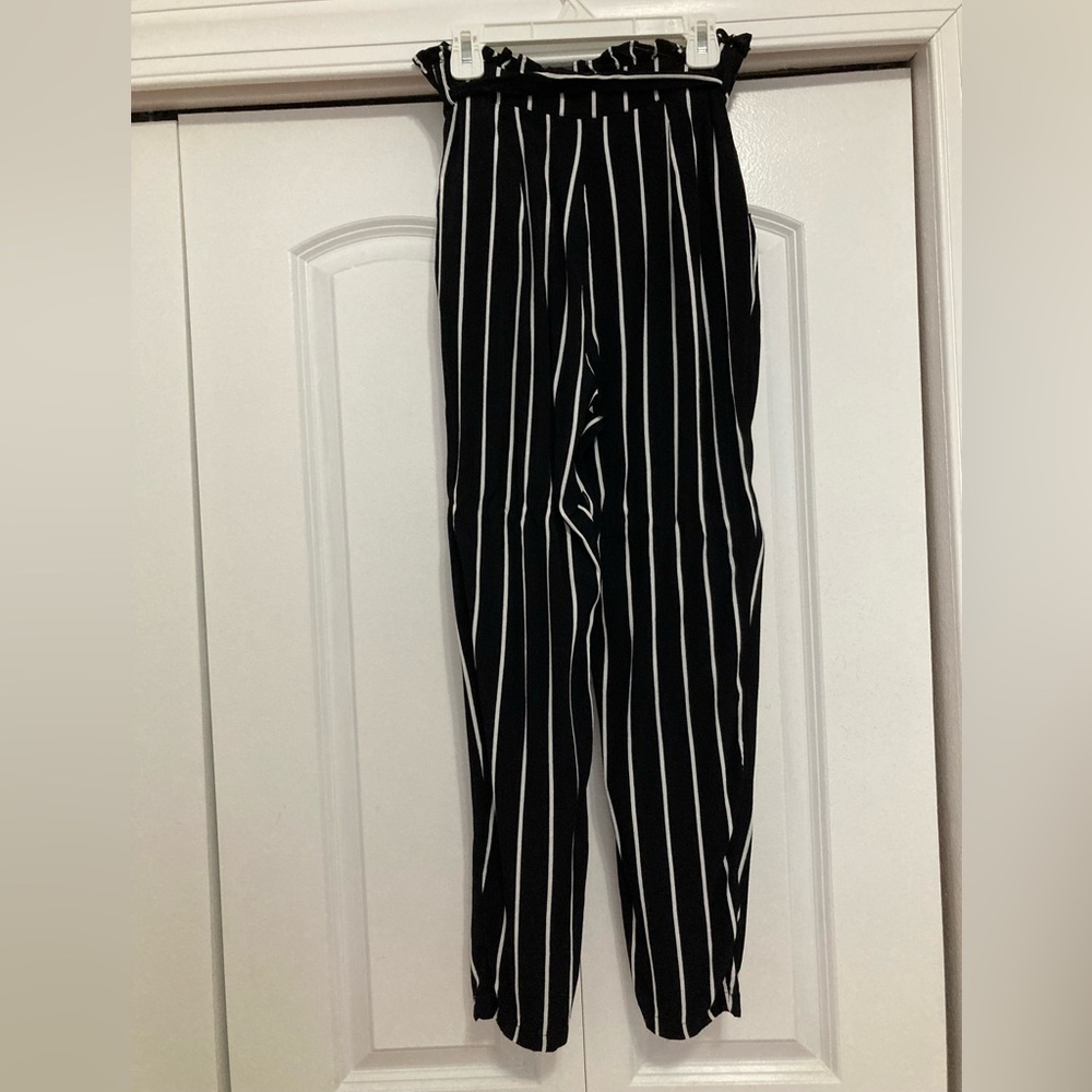 Black and white Stripped forever 21 pants